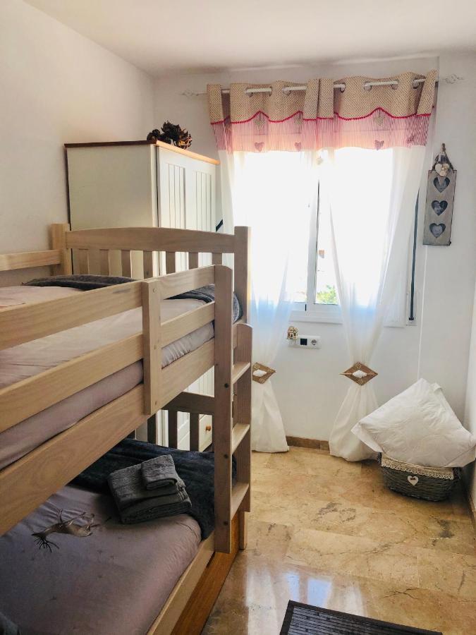 Apartamento Con Terraza Y Piscina En Malgrat De Mar Kültér fotó