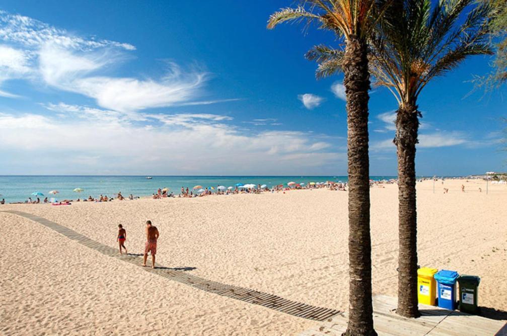 Apartamento Con Terraza Y Piscina En Malgrat De Mar Kültér fotó